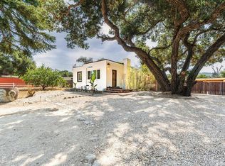 276 Burnham Rd, Oak View, CA 93022