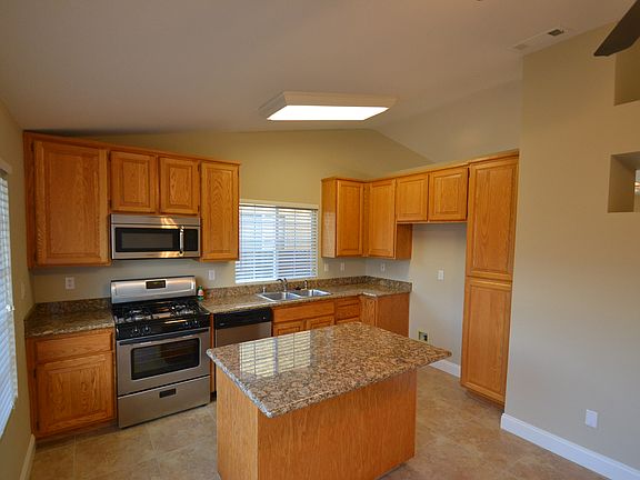 4th image of 8567 New Mountain Way