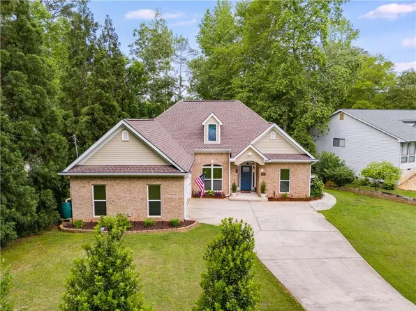 5200 Woodmont Dr, Villa Rica, GA 30180