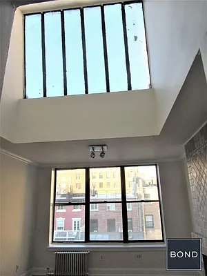 Rented by Bond New York | media 3