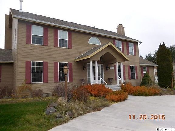 2nd image of 816 SE Lori Ct