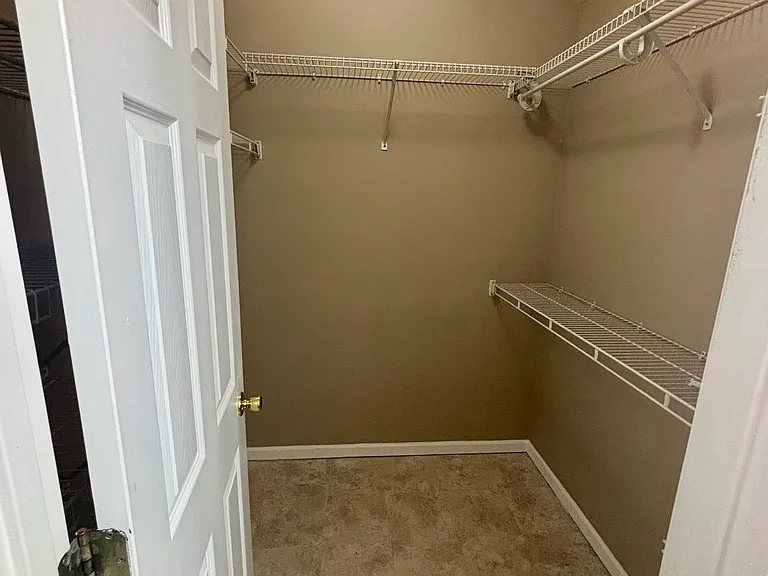 10405 Trotters Pointe Dr #204 — Photo 37
