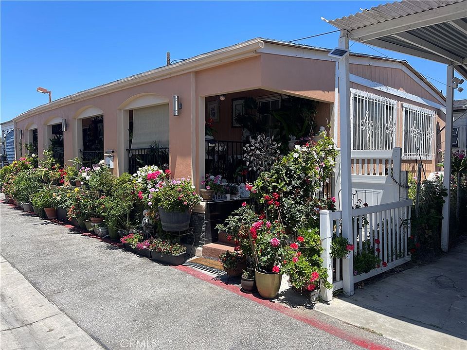 2nd image of 6665 Long Beach Blvd Space D26