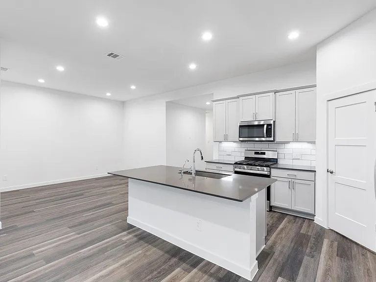 1589 Oakdale Crest Rd — Photo 12