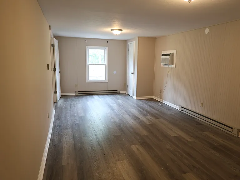 549 S Gum St — Photo 13