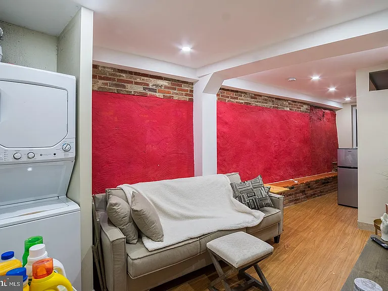 1122 E Passyunk Ave #1 — Photo 12