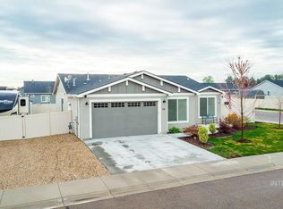 318 Red Rose St, Wilder, ID 83676