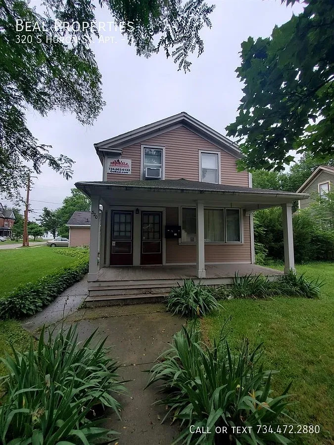 1 bed, $990 — Photo 1