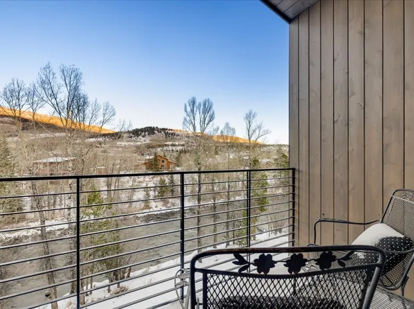 930 Blue River Pkwy #733, Silverthorne, CO 80498