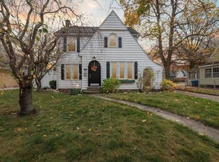 1104 Homecrest Ave, Kalamazoo, MI 49001