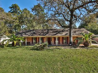 25502 Oakhurst Dr, Spring, TX 77386