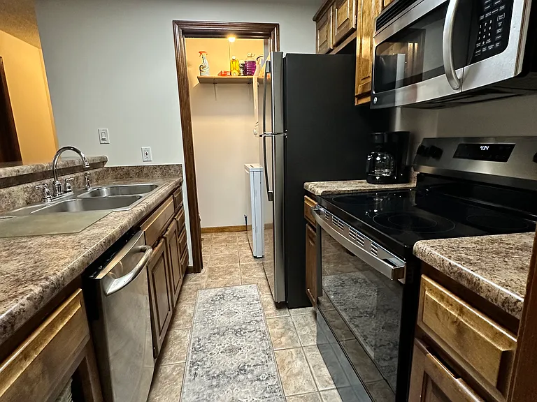 12013 W 58th Pl #G — Photo 11