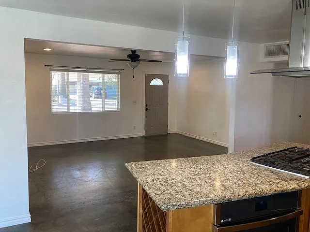 7358 E McKinley St — Photo 9