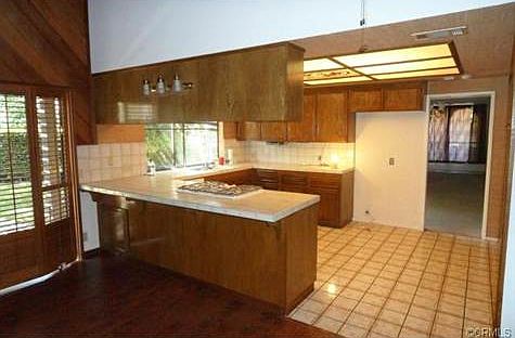 3rd image of 1418 Via Camino