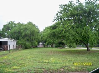 1030 E Ella Ave, Kingsville, TX 78363