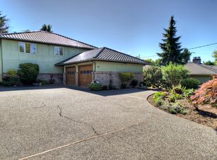 8512 Densmore Ave N, Seattle, WA 98103