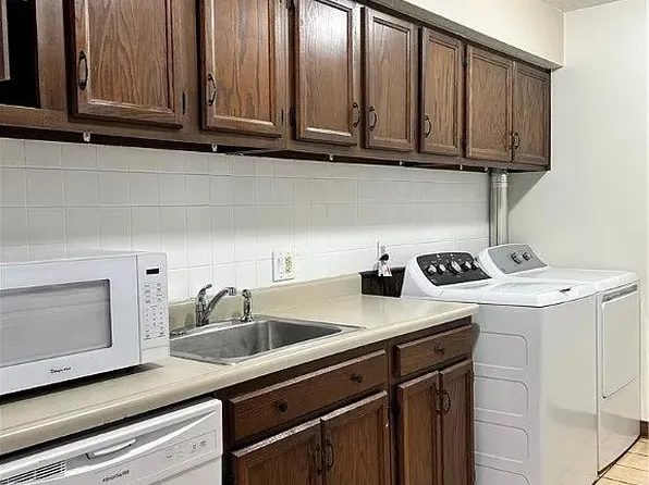 140 Ivy Hill Ln #C-4, Medina, OH 44256