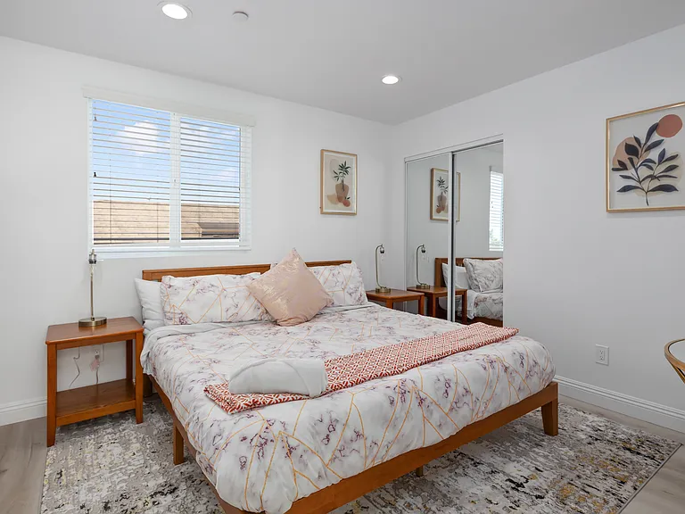 4157 S Normandie Ave #1/2 — Photo 7