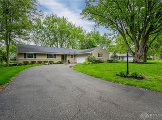 183 Monarch Rd, Dayton, OH 45458