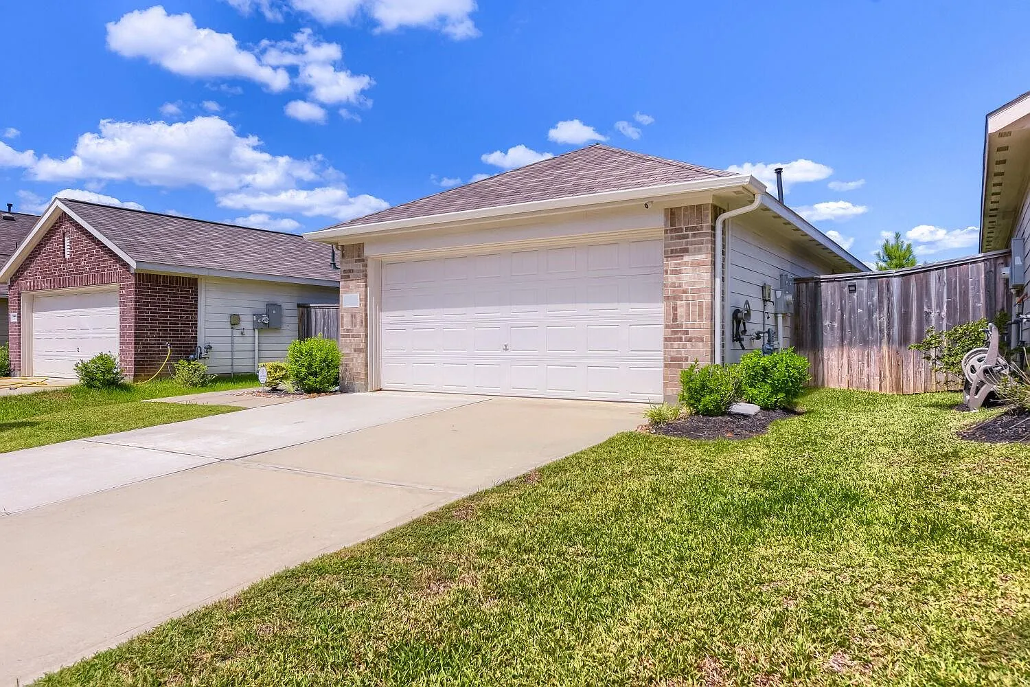 4 bed, 2.0 bath, 1470 sqft, $1,795 — Photo 3