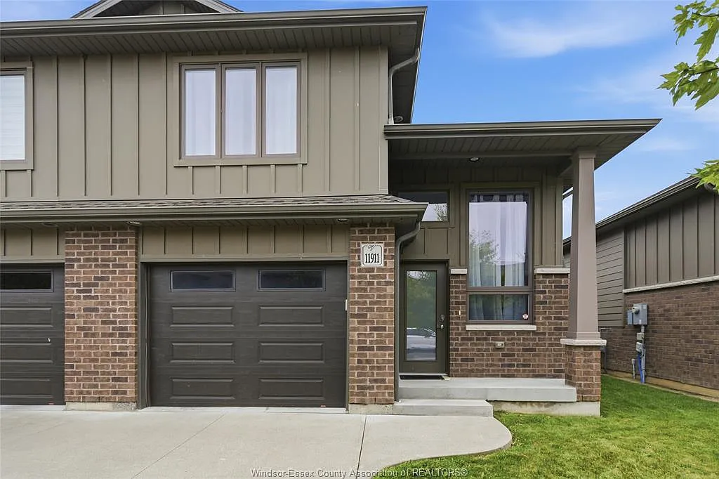 3 bed, $2,900 — Photo 4