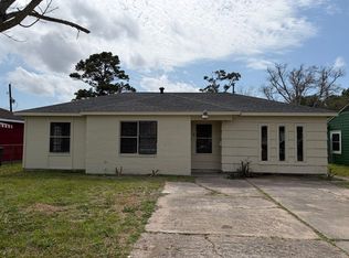 5530 Lakefield Dr, Houston, TX 77033