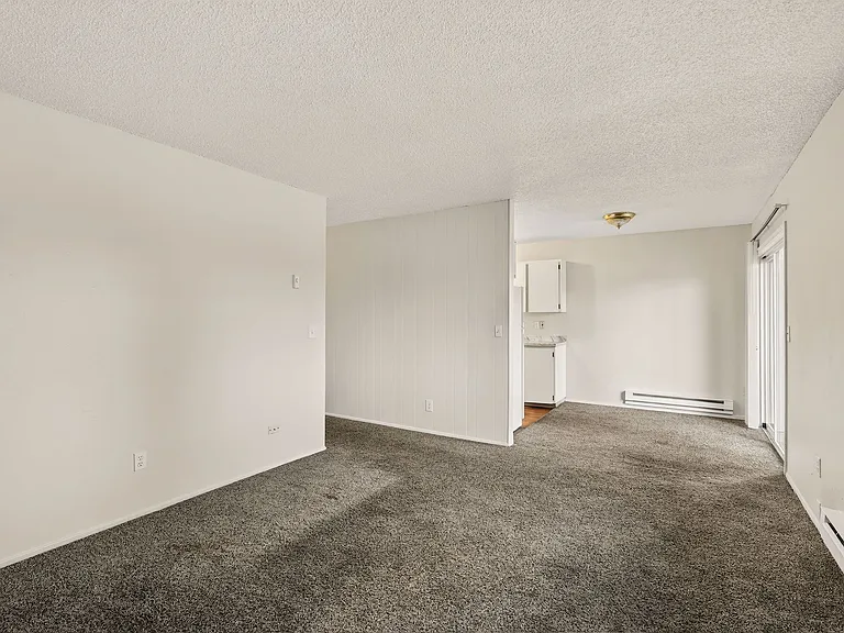 9020-9038 N Central St — Photo 19