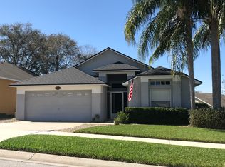 1194 Stoneham Dr, Groveland, FL 34736