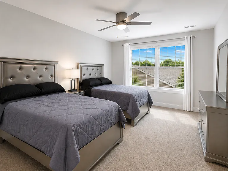 182 Hillmont Dr #16 — Photo 5