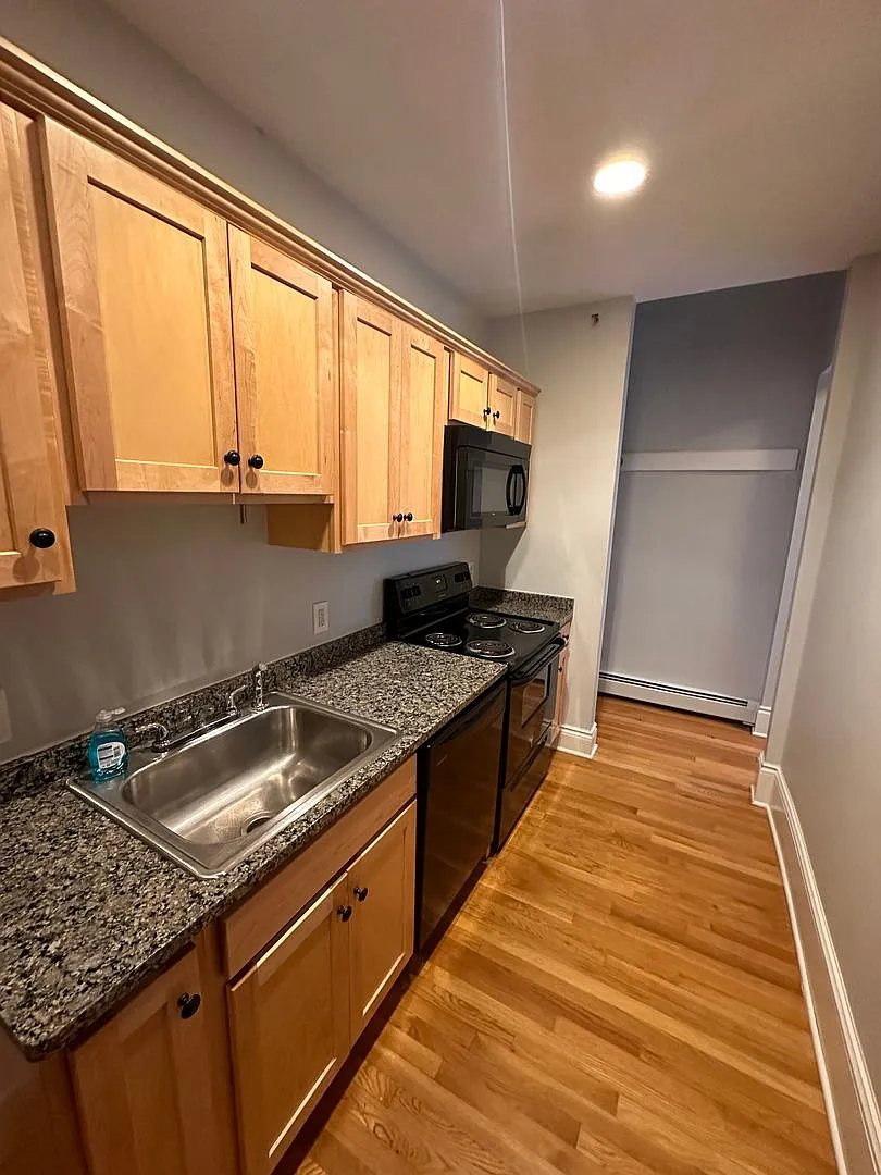 249 North Street — Photo 3