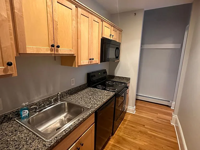 249 North St — Photo 3