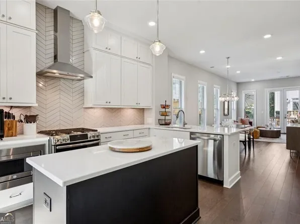 4219 Deming Cir, Sandy Springs, GA 30342