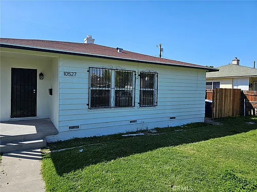 10527 Pace Ave Photo 1