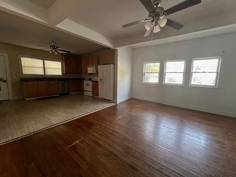625 W Hickory St — Photo 6