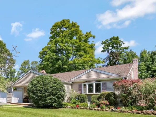 8 Libby Ave, Pequannock Twp., NJ 07444