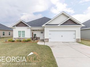 902 Adirondac Way, Bonaire, GA