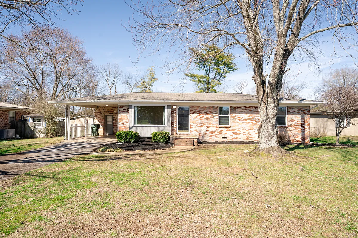 3 bed, 2.5 bath, 1666 sqft, $2,500 — Photo 1