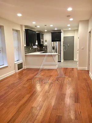 Rented by Peter Ashe | media 15