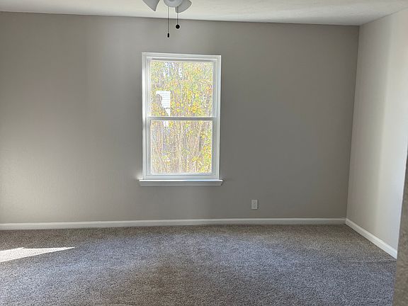 2nd image of 1724 Chris Dr