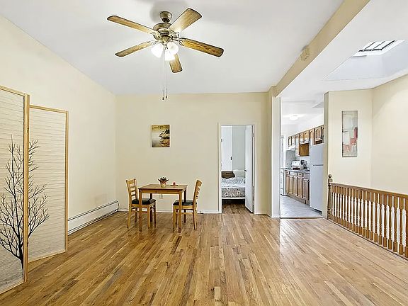 3rd image of 636 Halsey St #3