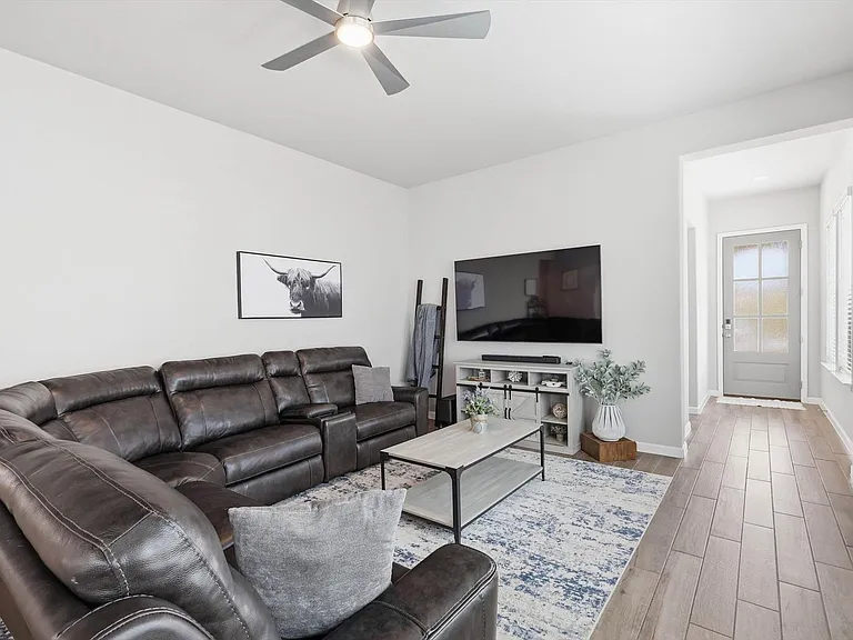 3141 Brazoria Dr — Photo 7