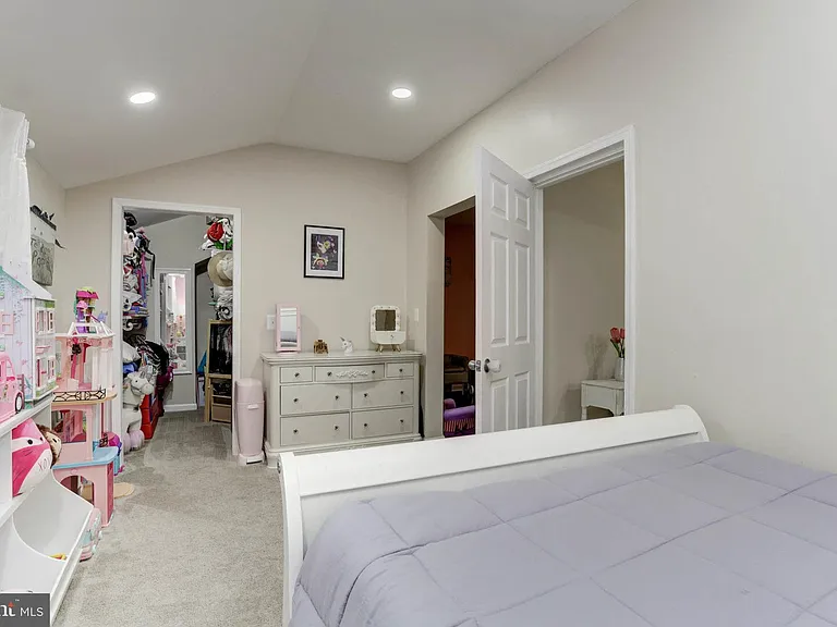 7465 Browns Bridge Rd — Photo 21