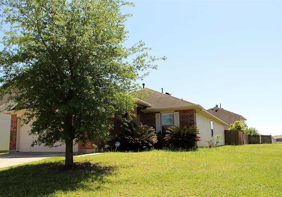 1st image of 1402 Grayford Ct