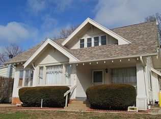 1308 Ridgeway Dr, Newton, IA 50208