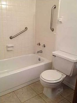 4th image of 4195 Ravenwood Dr