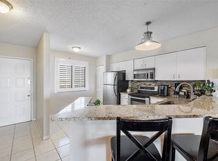 2240 N Cypress Bend Dr APT 908, Pompano Beach, FL 33069