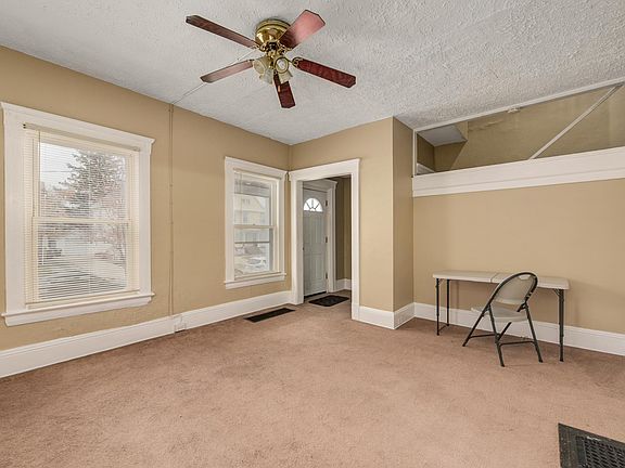 4th image of 1377 Cranford Ave