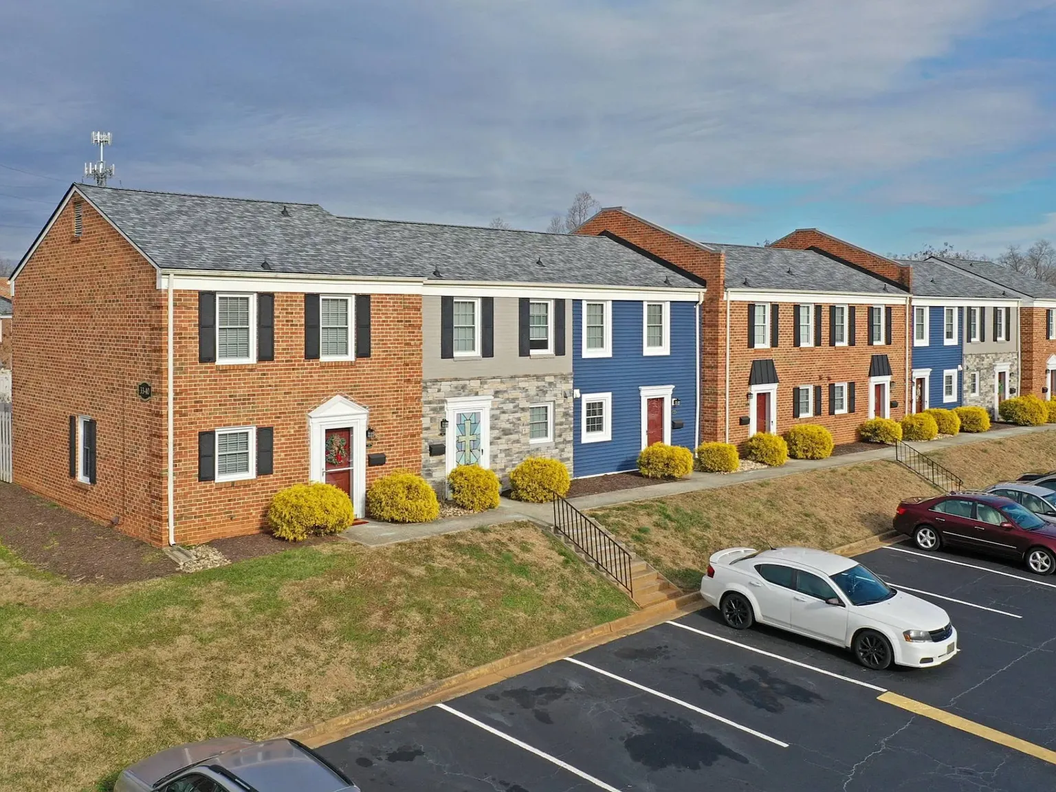Boonsboro Village Apartments — Photo 2