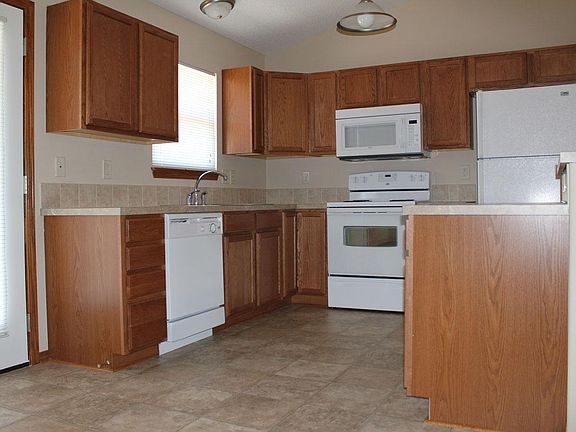 Kitchen Side View 