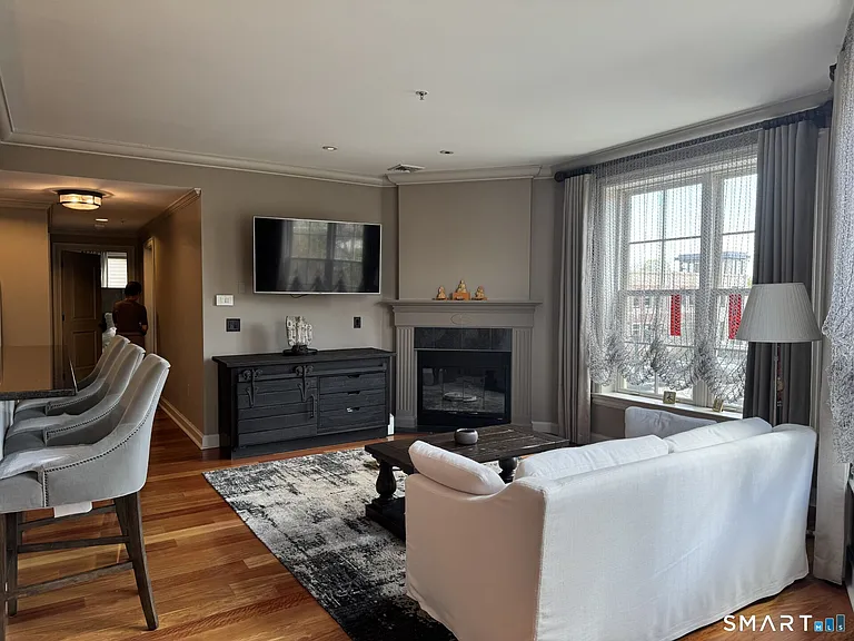 85 Memorial Rd #201 — Photo 18